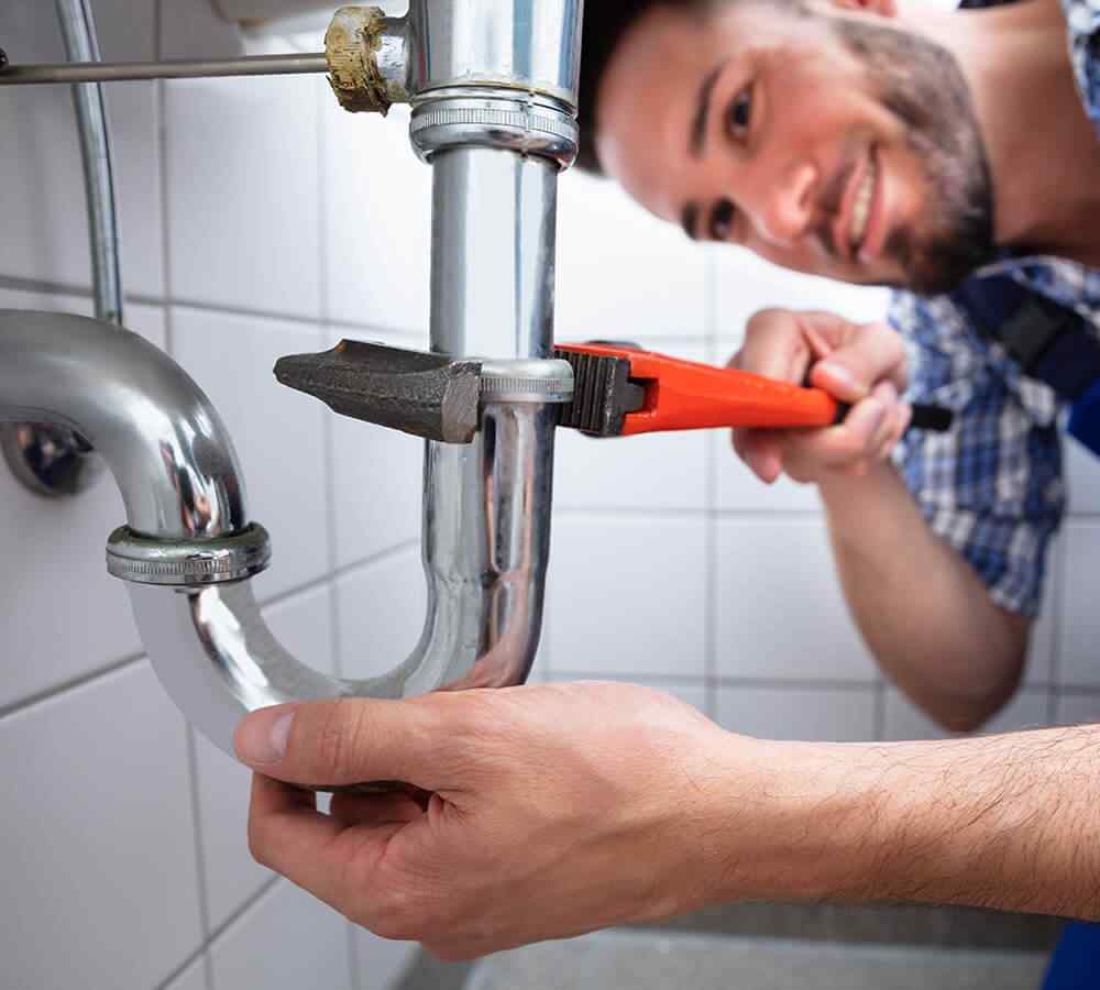 https://leedshomeservices.co.uk/wp-content/uploads/2018/10/inner_11.jpg