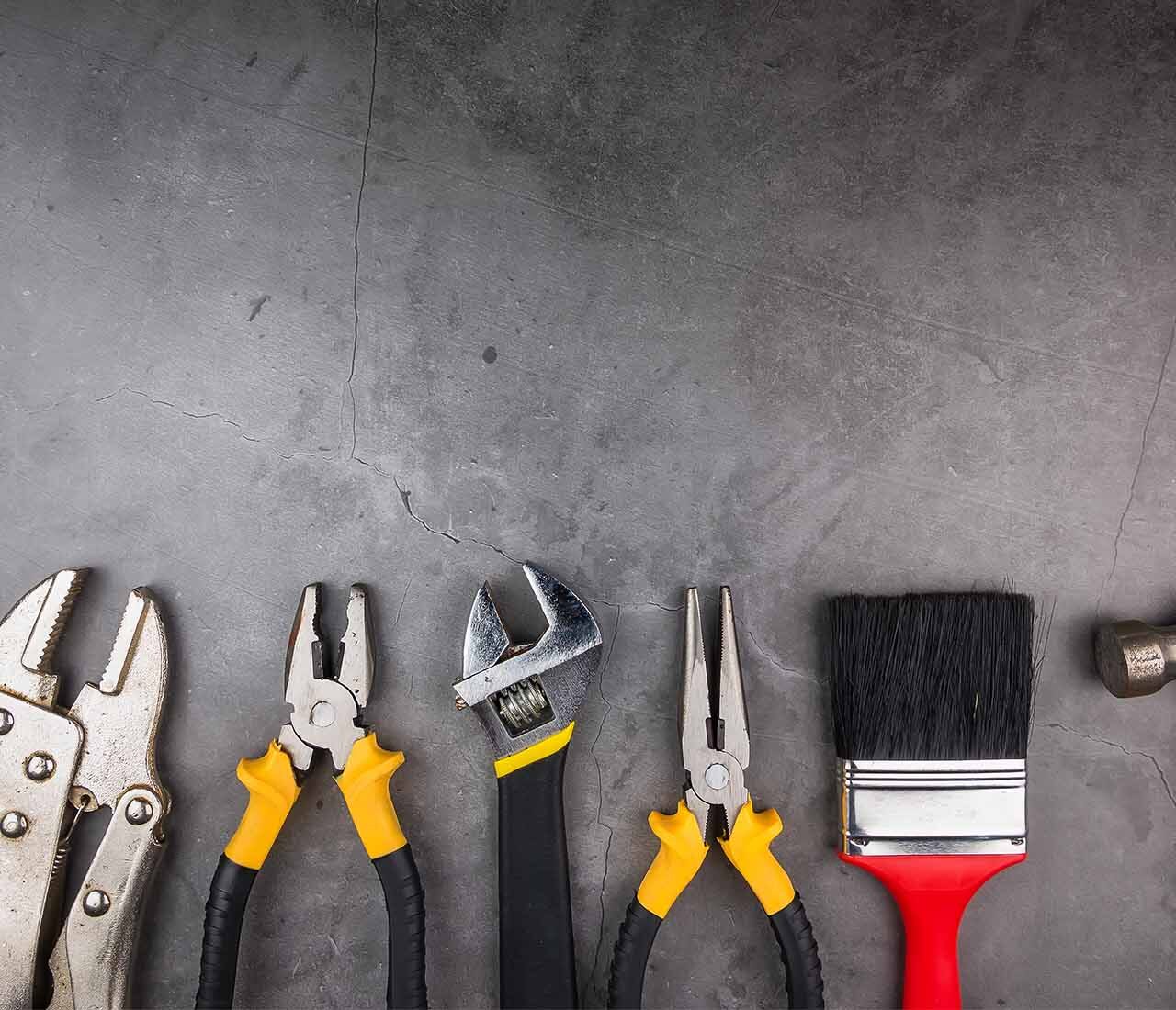 tools, brush, hammer, gripper